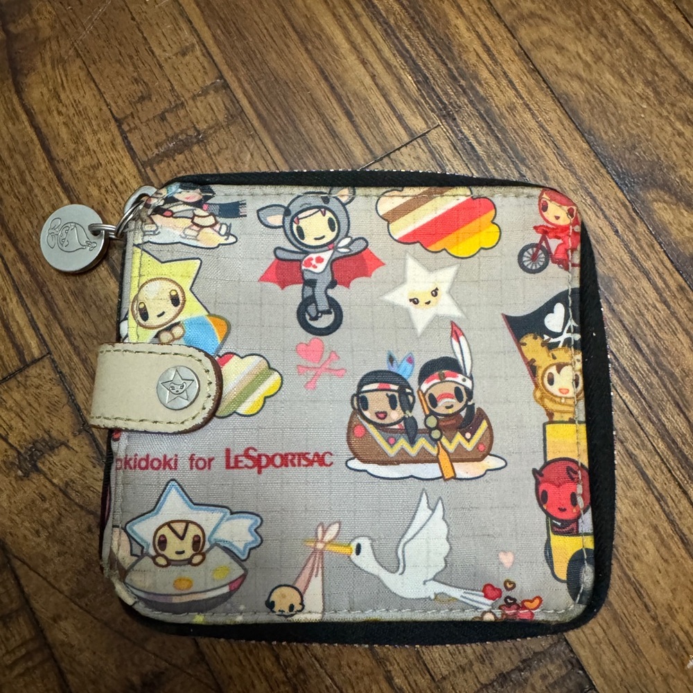 Vintage TokiDoki LeSportSac Denaro in Transporto Print Wallet.
